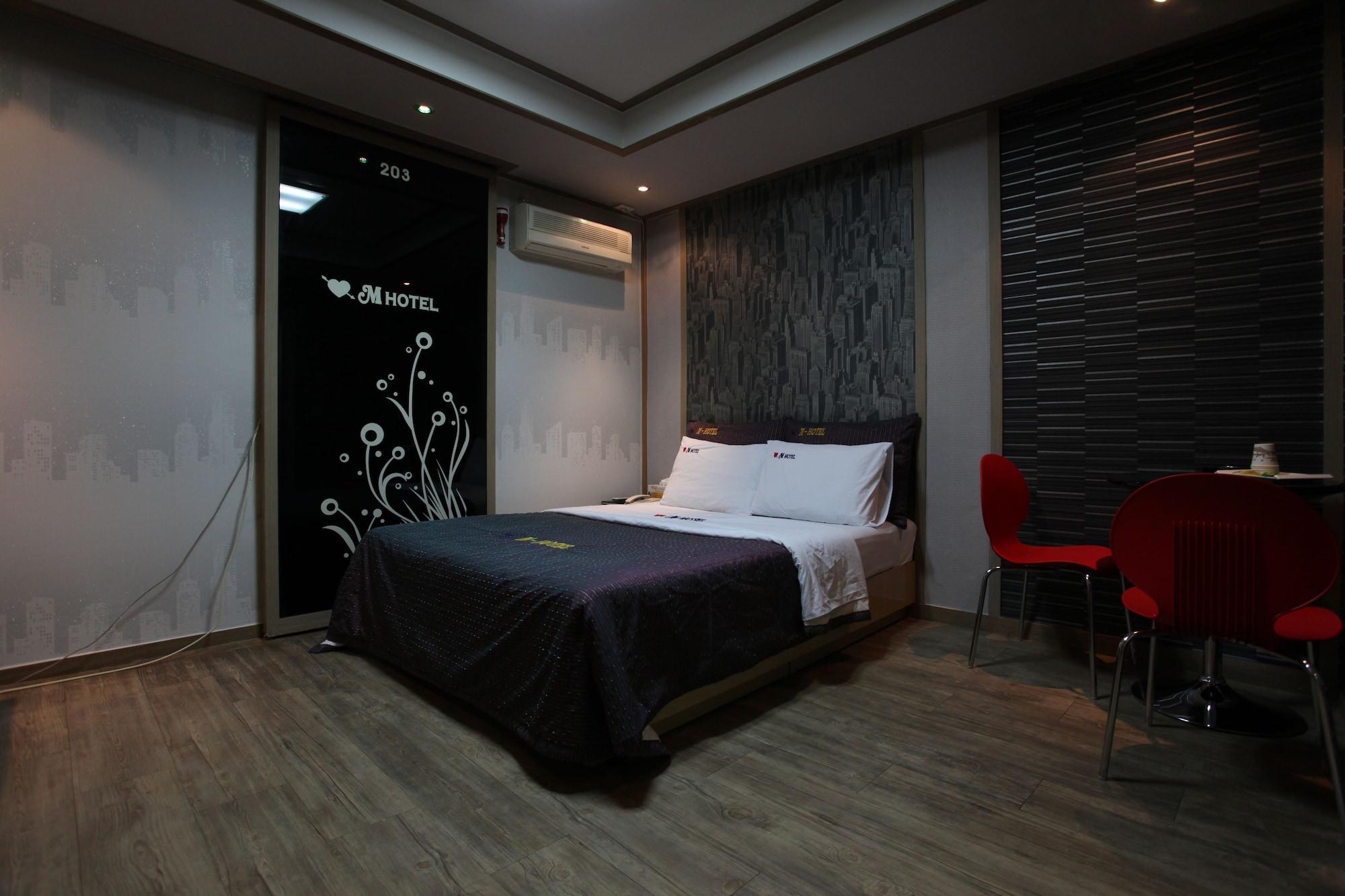 M Motel Songtan Pyeongtaek Extérieur photo